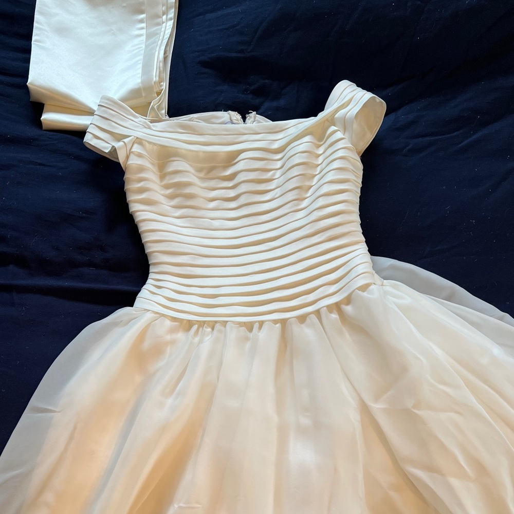 Size 14 A line off the shoulder pleated gown with shawl